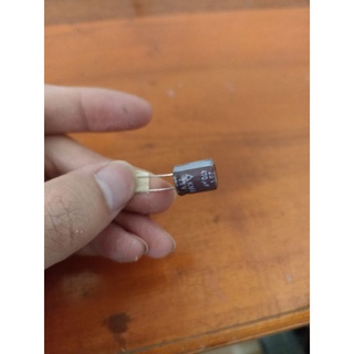 Tụ hoá 25v 470uf