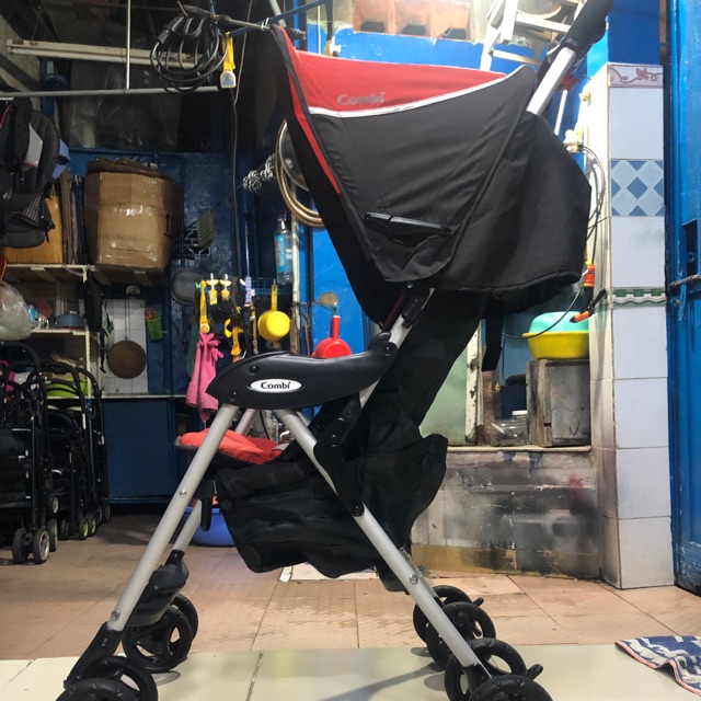 Xe đẩy 1 chiều Combi Carpatto