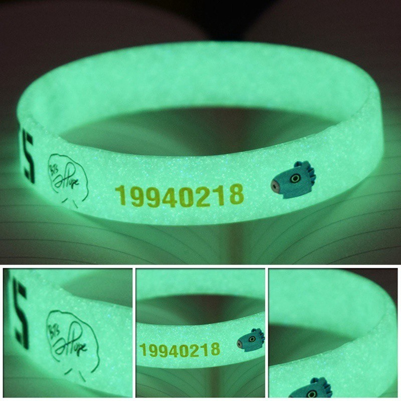 Vòng đeo tay silicon kiểu dáng thời trang phong cách KPOP BTS Bangtan Boys