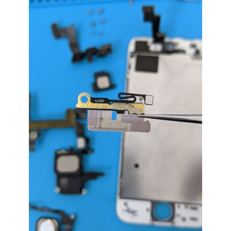 Dây cáp anten wifi thay thế  cho ip 5 / 5s / 6 / 6plus / 6s / 6s plus / 7 / 7plus / 8 / 8plus tháo máy