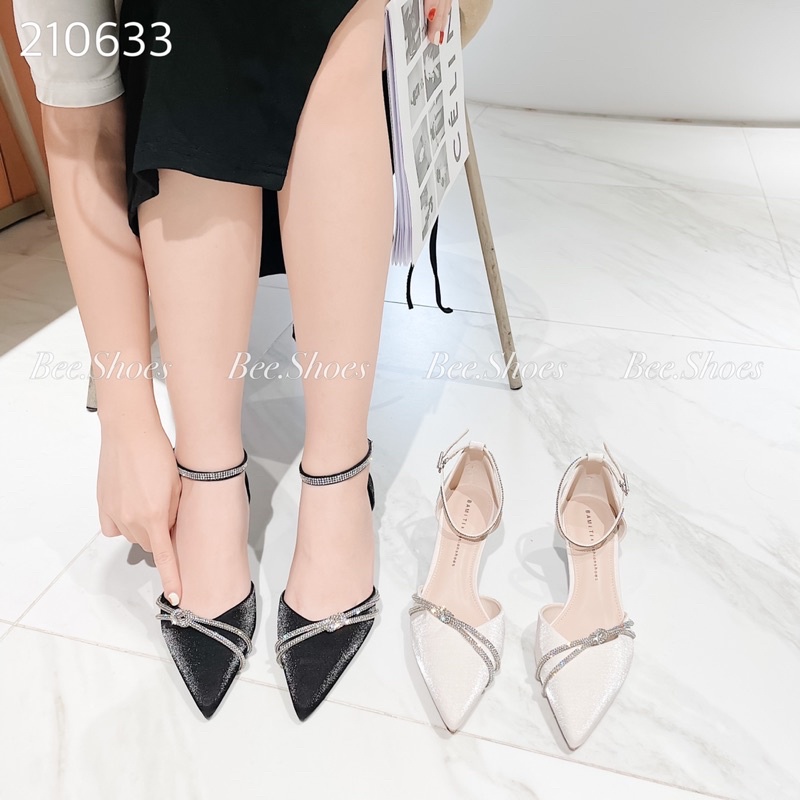 BEESHOES - GIÀY CAO GỐT BEESHOES QUAI ĐÁ CHÉO GÓT NHỌN CAO 3 PHÂN SẴN MÀU ĐEN KEM 210633