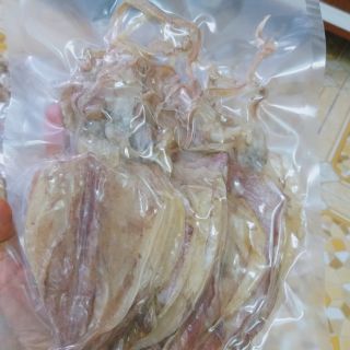Khô mực cà mau loại 62_64 con /ký, giá 185k/250gr