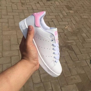 Combo 5 đôi giày Stansmith gót hồng 37 + 39 + Jordan 4 đen vàng 39 + Vans Classic trắng 37 + Vans Old đỏ 36