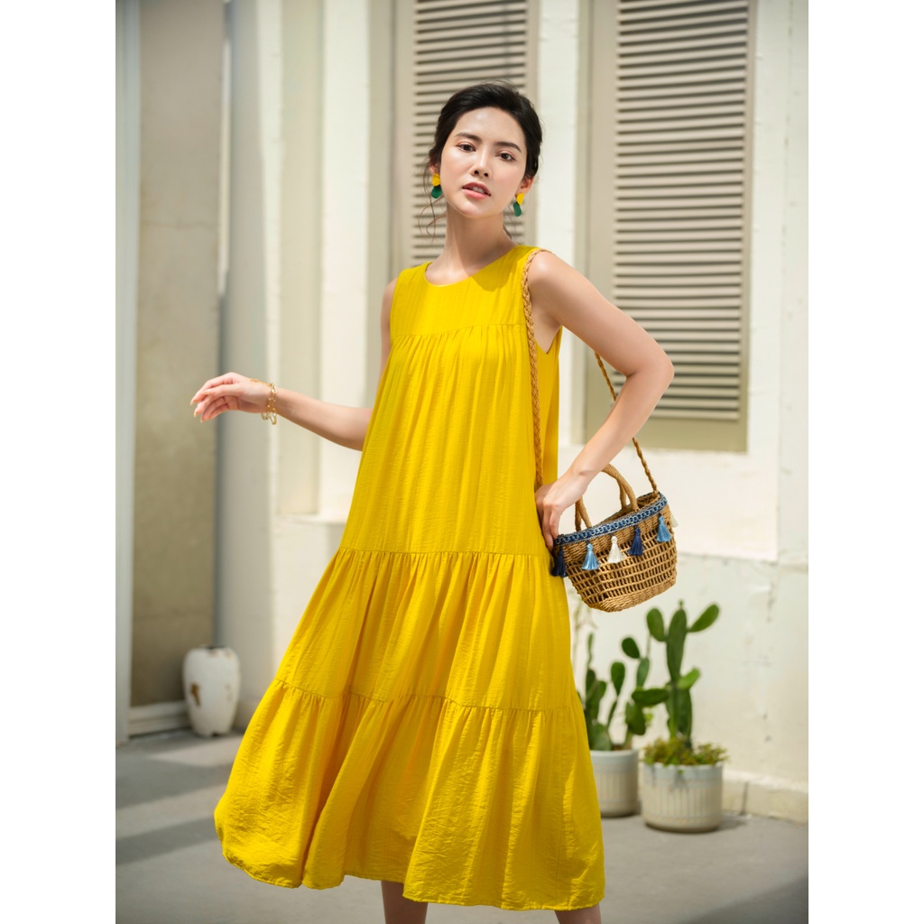 Đầm dáng suông De Leah thiết kế đuôi cá hai tầng vừa kín đáo vừa nữ tính mềm mại