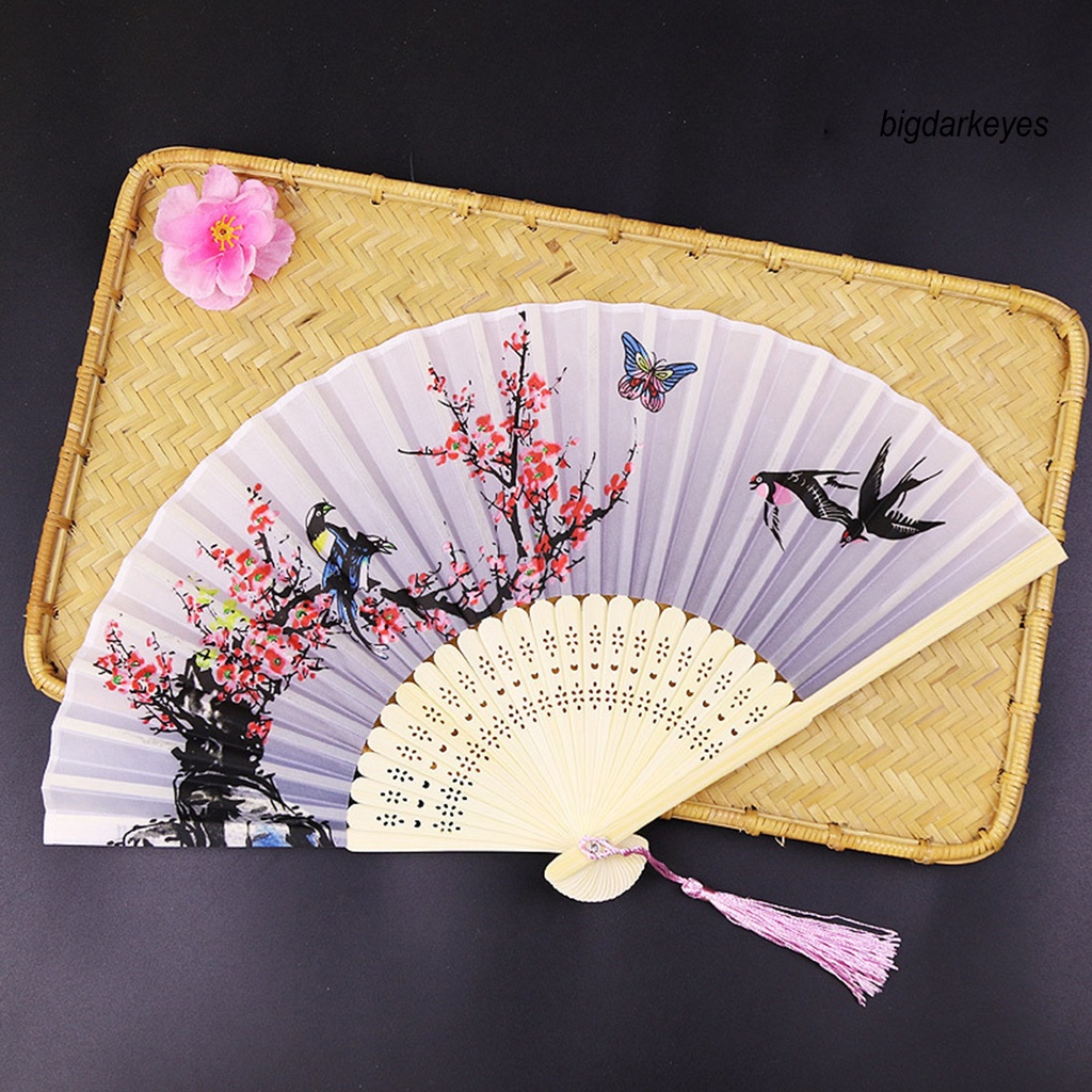 Quạt Xếp Cầm Tay Bằng Tre Chống Biến Dạng In Họa Tiết Hoa Phối Tua Rua Phong Cách Trung Hoa Độc Đáo