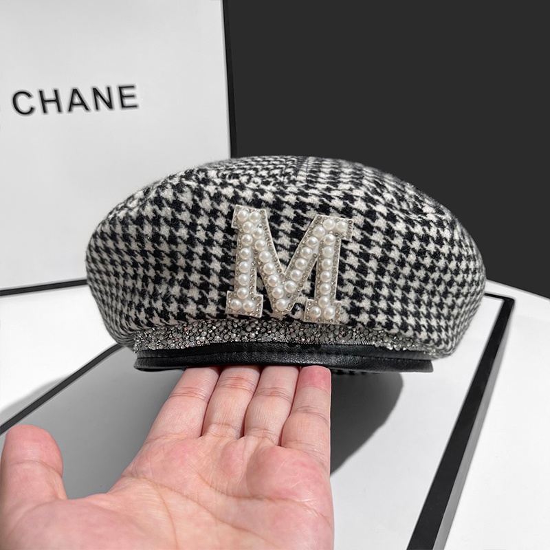 Mũ nồi caro chữ M thời trang cá tính