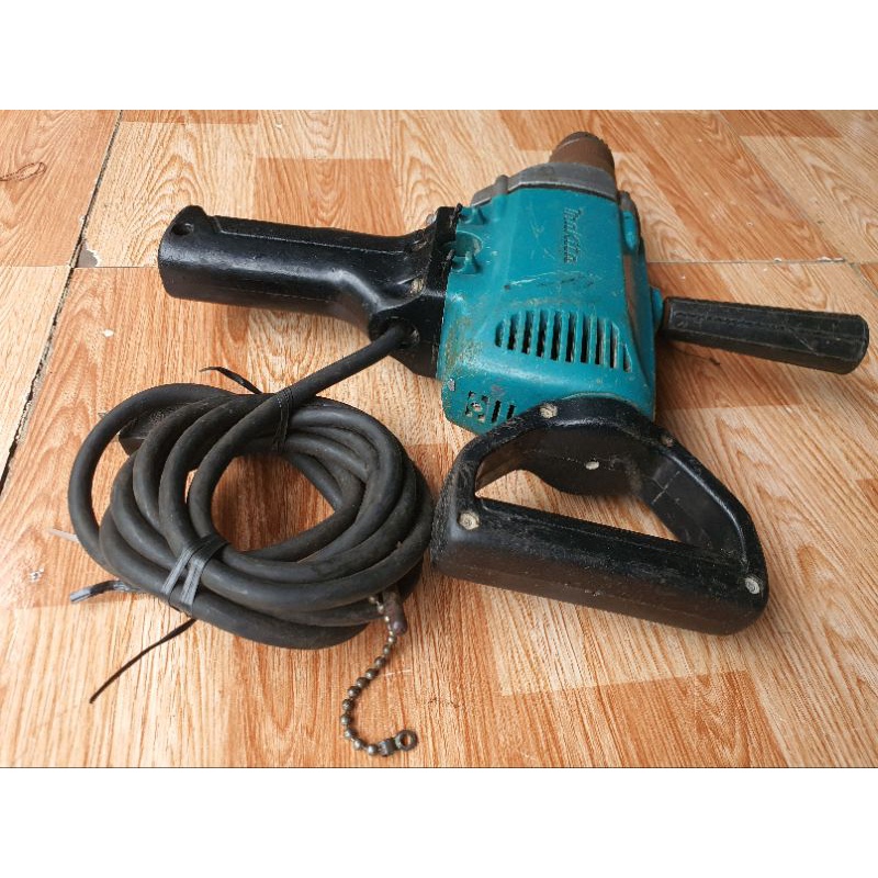 Khoan sắt , gỗ Hiệu Makita xài  điện 100 volt ,620w