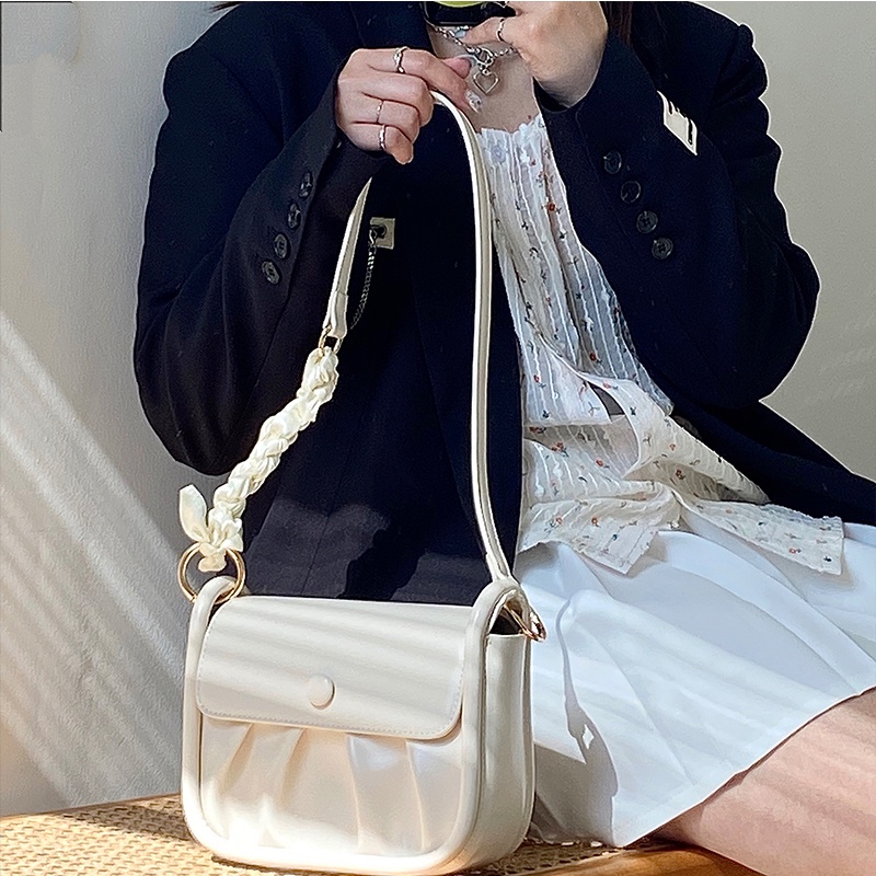 Túi Đeo Vai Hình Đám Mây Phối Dây Xích Thời Trang Dành Cho Nữ