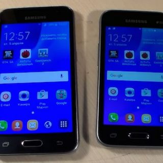 Điện thoại cũ Galaxy J1, xài ok
