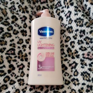 Dưỡng thể Vaseline 550ml Thailand