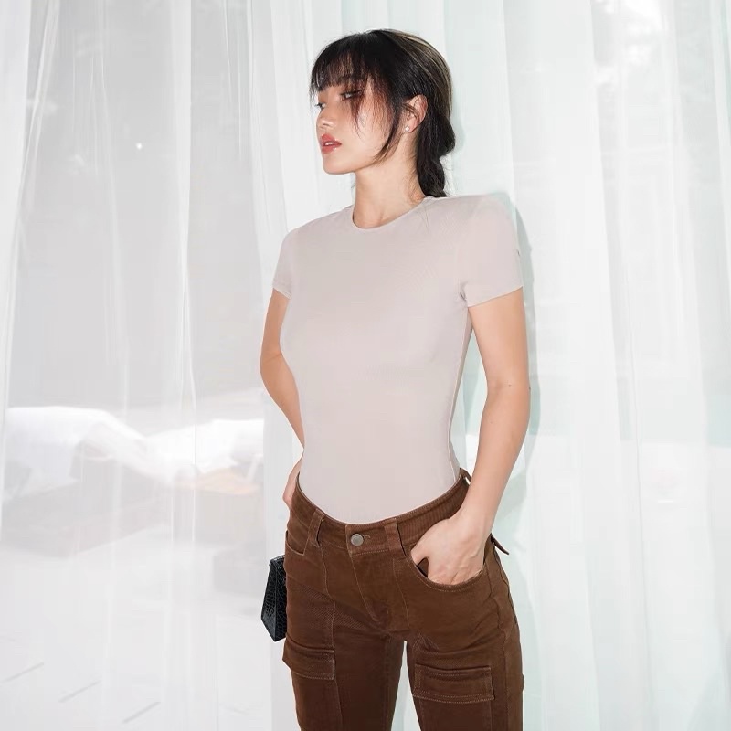 ✚♠◈Bodysuit cổ tròn kín tay ngắn by whattowear | BigBuy360 - bigbuy360.vn