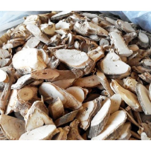 Rễ đinh lăng khô thái lát 10 tuổi