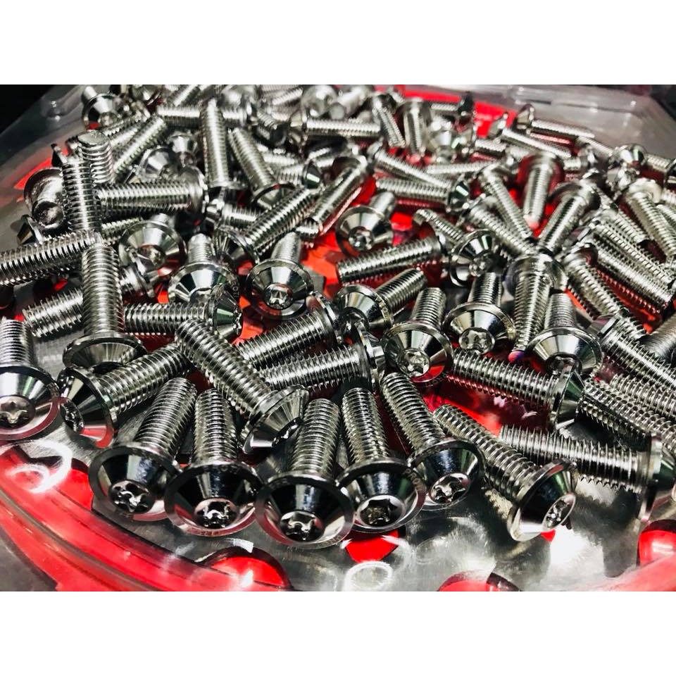 ốc đia 8li25 inox 304 bao sét