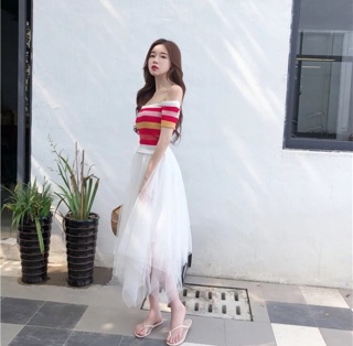 Áo trễ vai kẻ nhiều màu