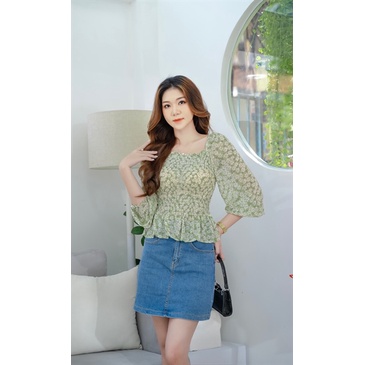 Áo Hoa Nhí Cổ Vuông Tay Phồng Lửng Nhún Ngực Eo