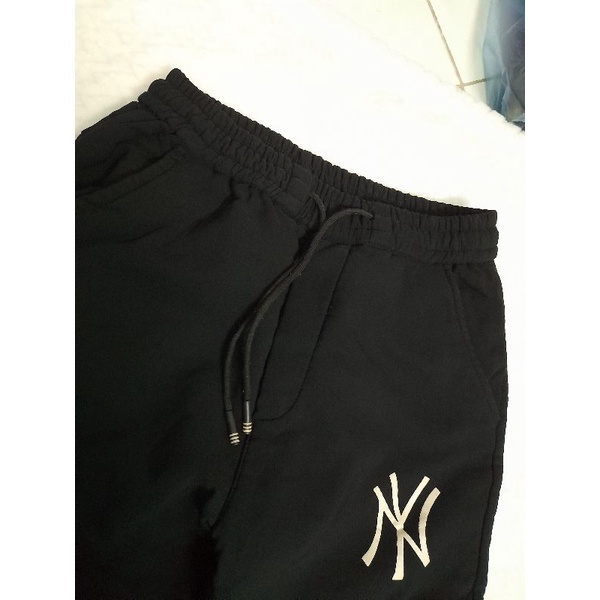 Quần túi hộp bo ống