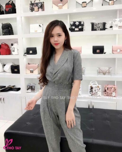 Về lại xám ạ&lt;br&gt;BAY LỬNG SỌC NHUYỄN CỔ VEST BO THUN EO