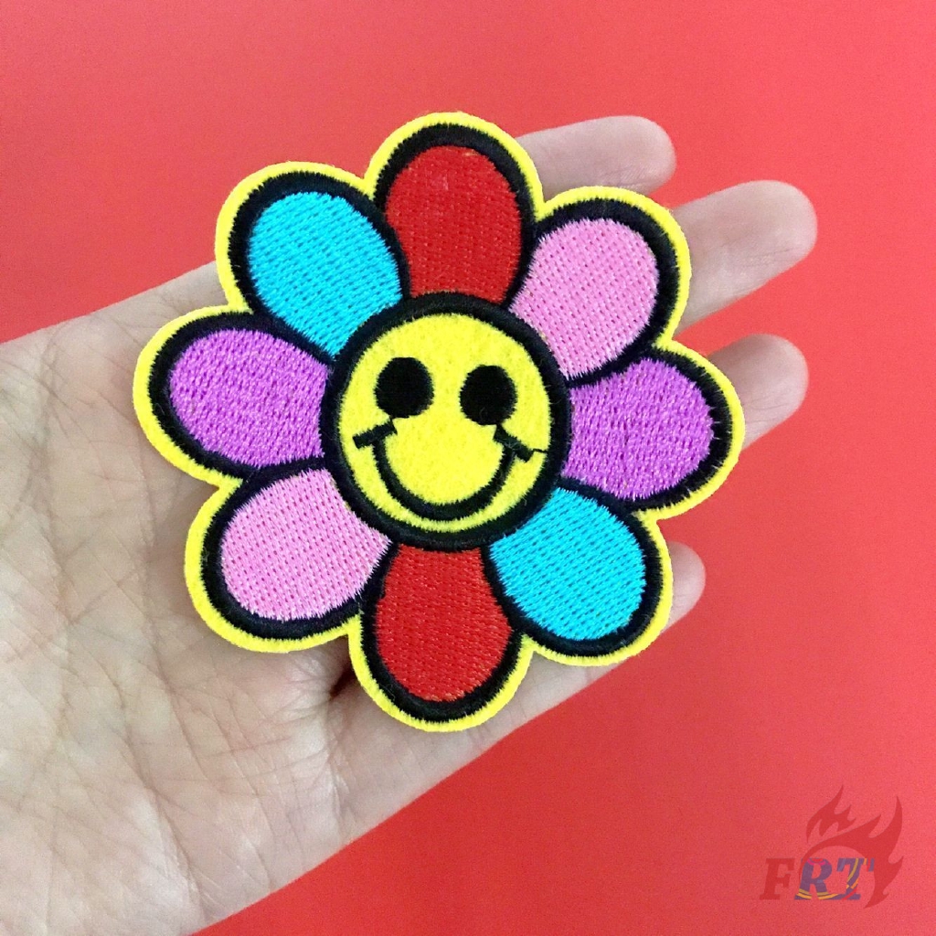 ☸ Nhãn Hiệu Thời Trang - Miếng Dán Ủi Hình Mặt Cười Thế Giới ☸ 1 Sticker Ủi Thêu Hình Hoa Hướng Dương/Mặt Trời/Trái Tim