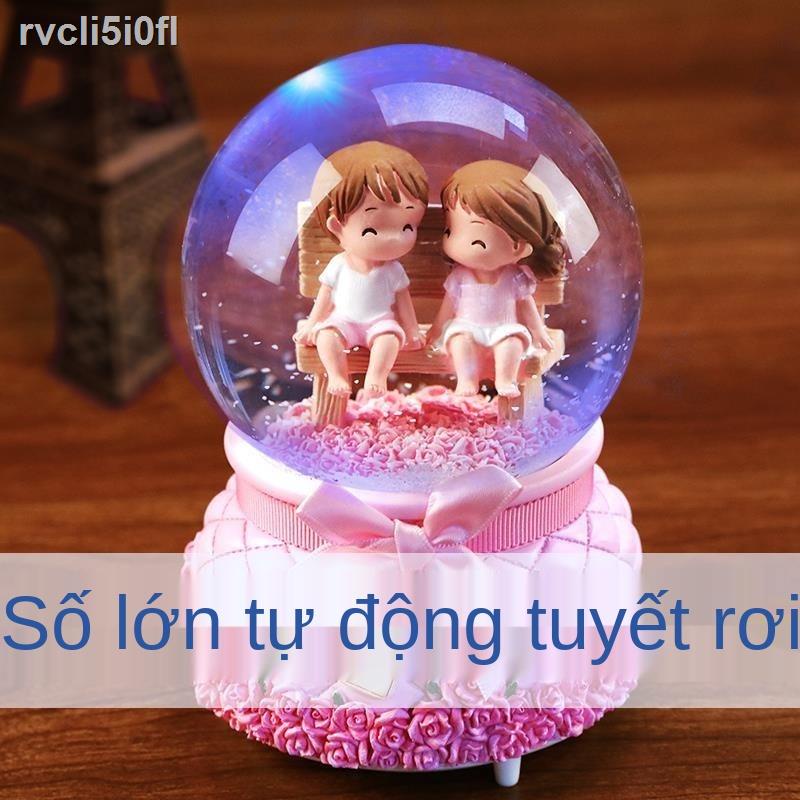 ✚ ❆ ﹊✳●Quả cầu pha lê trong suốt Hộp nhạc tuyết Cặp đôi lãng mạn Cô gái Sáng tạo Quà tặng đêm Giáng sinh