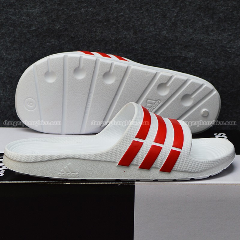 DÉP ADIDAS DURAMO CHÍNH HÃNG MÀU TRẮNG SỌC ĐỎ