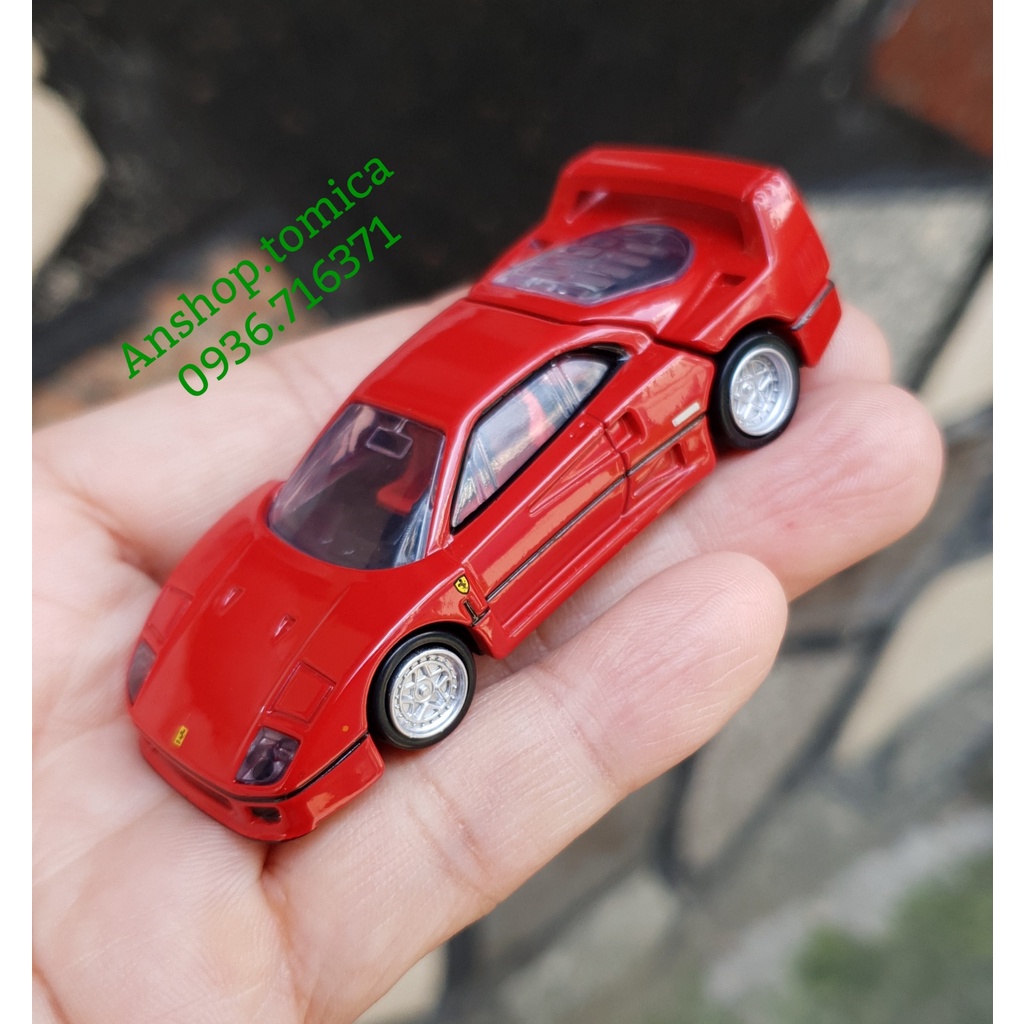 Mô hình xe Premium F e r r a r i F40 màu đỏ tomica Nhật Bản No31