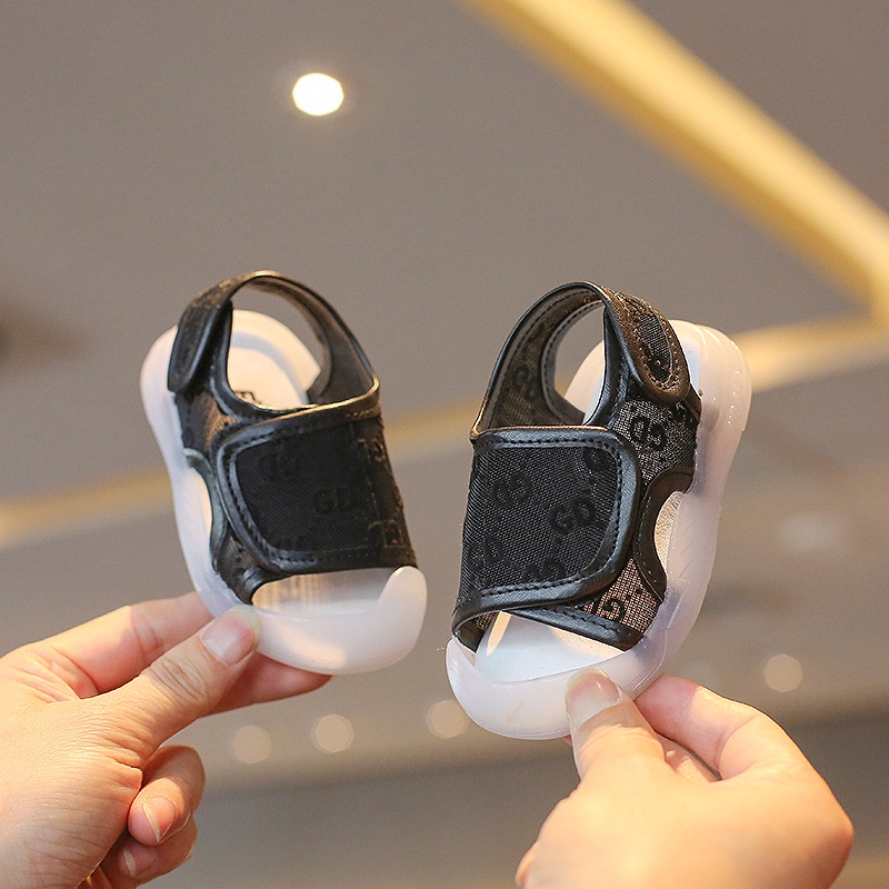 Dép sandal tập đi cho bé chống vấp 2 quai dán GD từ 0-3 tuổi chống trượt [DTD08]