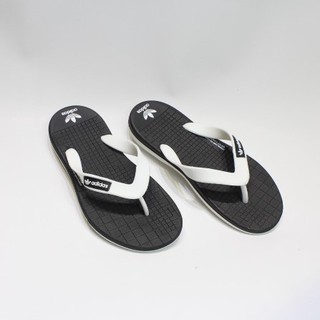Dép xỏ ngón Adidas