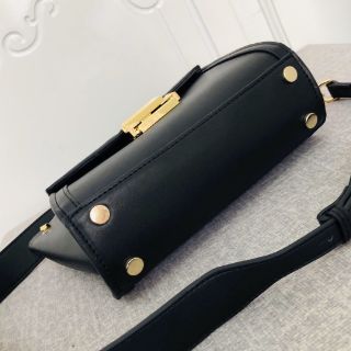 Túi Michael Kors