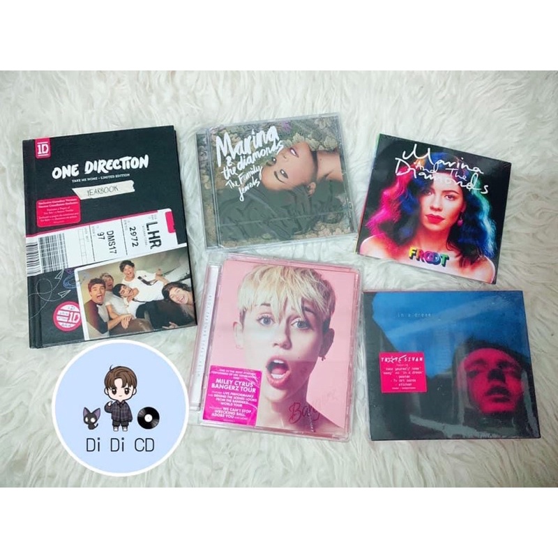 Album ảnh Troye Sivan Miley Cyrus