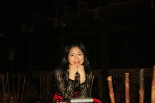 Thanh lý váy ren đỏ
