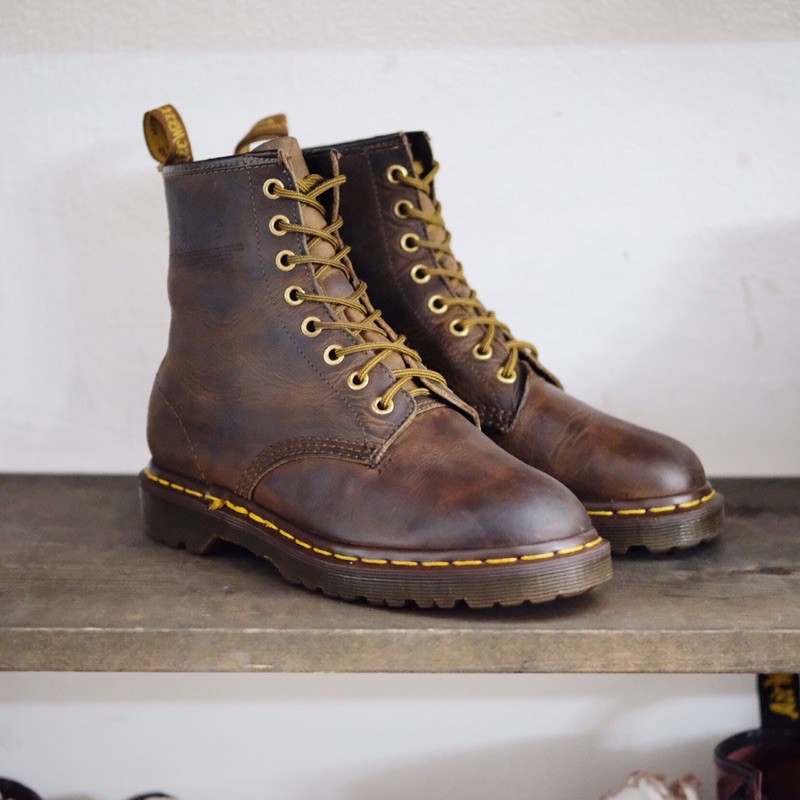 Giày Dr martens 1460 Crazy Horse, Made In england - Size 36 - Chính hãng đã qua sử dụng