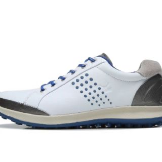 Giày chơi golf