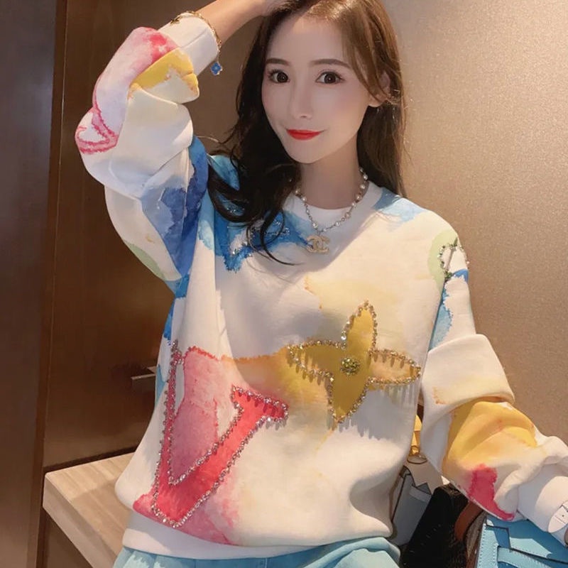 Áo sweater nhung dày đính đá màu nước phong cách mùa thu 2021