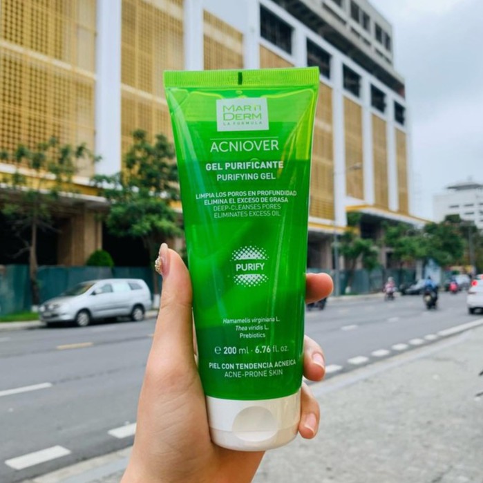 Sữa Rửa Mặt Cho Da Dầu Mụn MartiDerm Acniover Purifying Gel