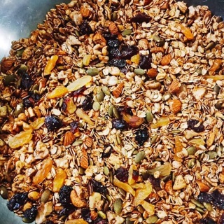 Granola 20% yến mạch nướng mật ong