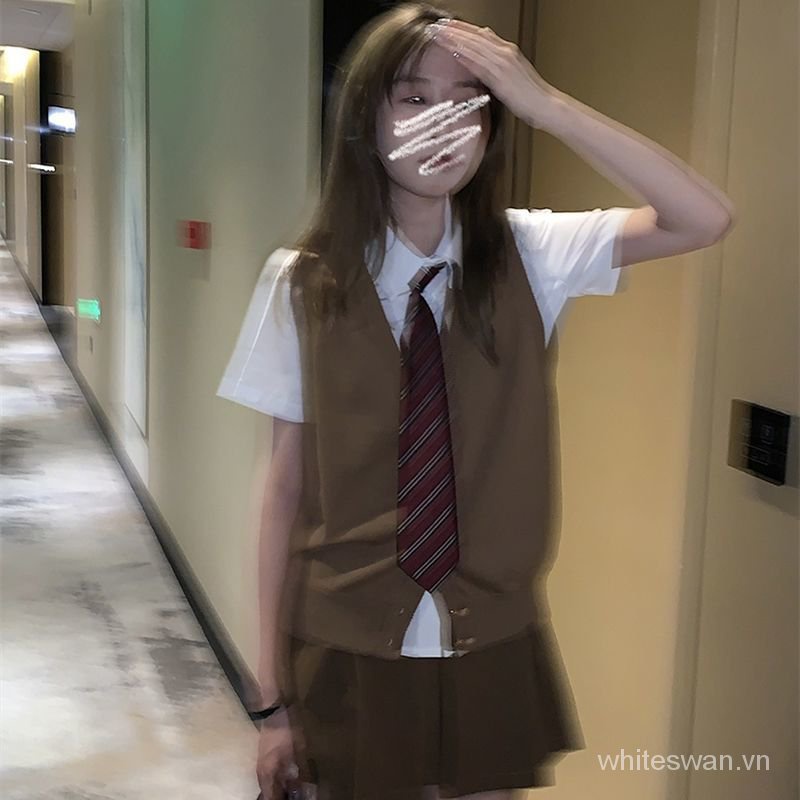 Set Áo Sơ Mi Ngắn + Áo Vest Dệt Kim + Chân Váy Xếp Ly Phong Cách Hàn Quốc Thời Trang Mùa Hè Mới 2021 Cho Nữ | BigBuy360 - bigbuy360.vn