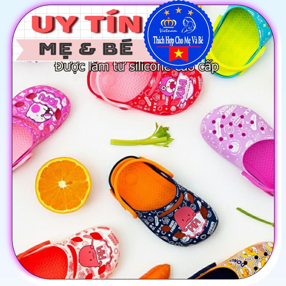 Dép cho bé Aiueo Nhật,sục cross cho bé trai bé gái chống trơn trượt ,được làm bằng 16 cái núm ty silicone cao cấp.