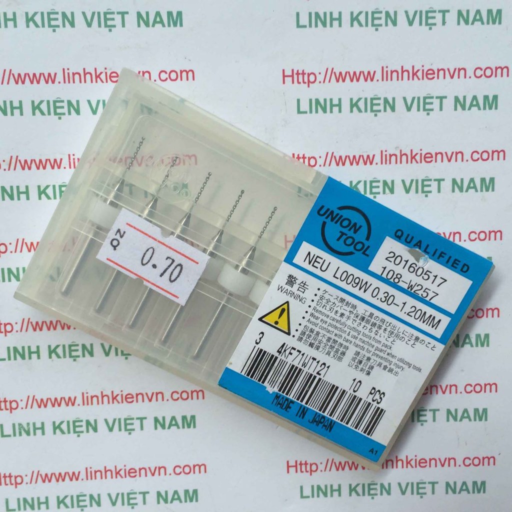 Mũi Khoang CNC 0.7mm - D2H2