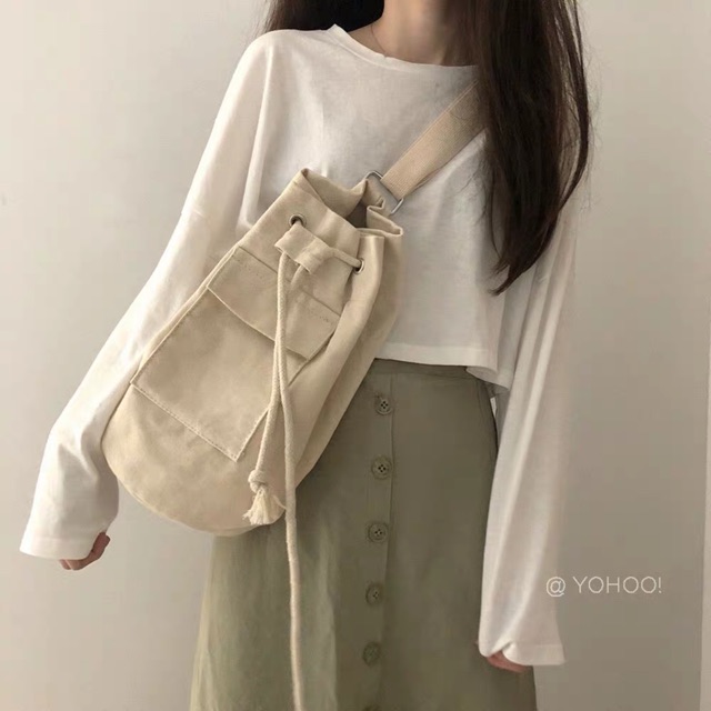 Balo đeo chéo ulzzang (tặng huy hiệu)