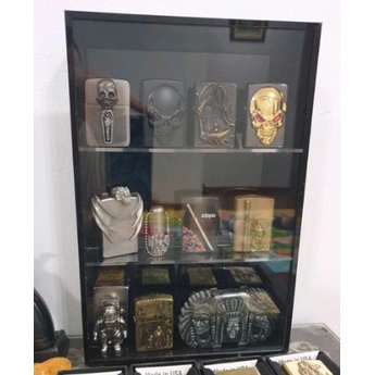 Kệ trưng bày Zippo - Kệ mica 3 tầng trưng bày Zippo cổ
