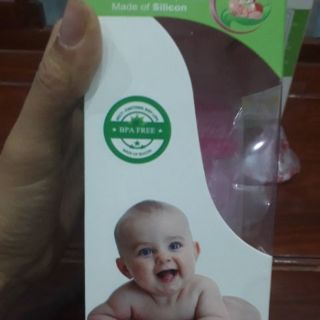 ( sỉ, lẻ)Bình sữa kiêm bình bón bột silicon Babylops