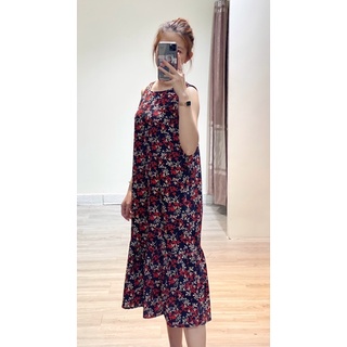 Đầm sát nách đuôi bèo hoa nhí
