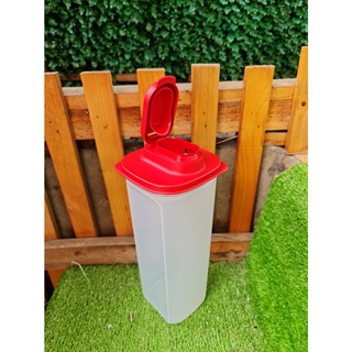 Bình Slim Line 2L đựng nước trong tủ lạnh