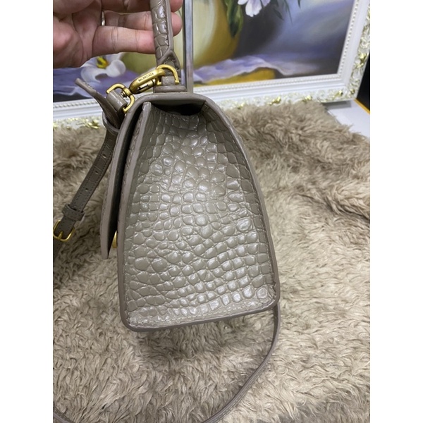 Túi xách màu cà phê size 22