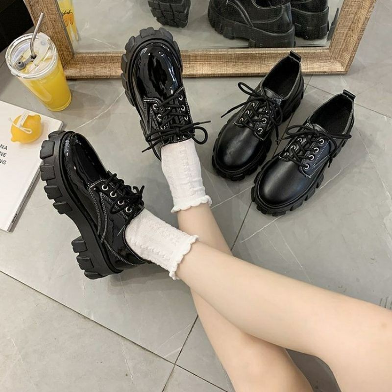 Giày bốt cổ thấp da bóng size 38