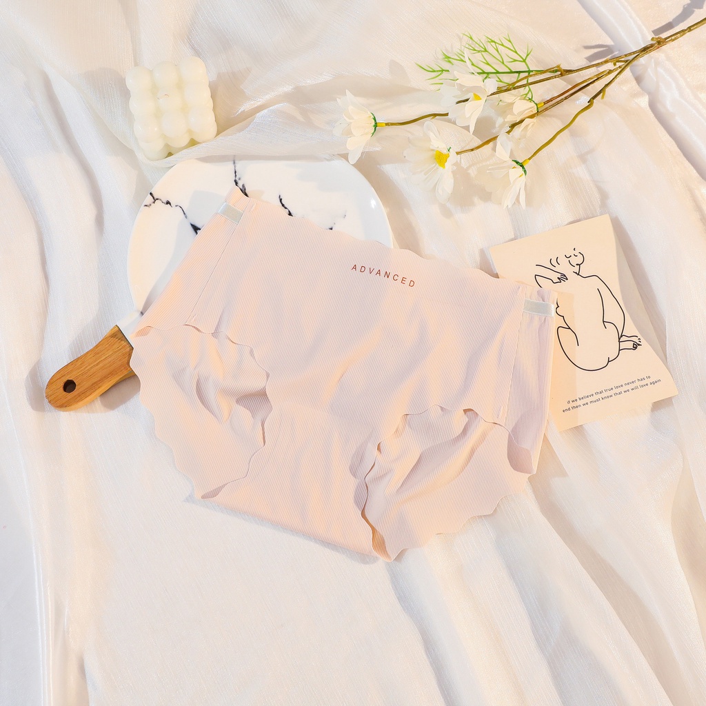 Quần Lót Không Đường May Dễ Thương Cho Bé Gái