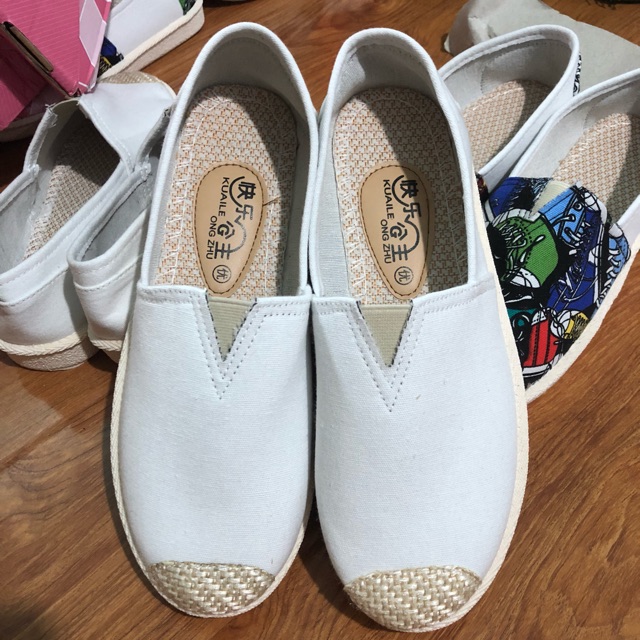 Giày lười màu sắc siêu êm cho mùa hè