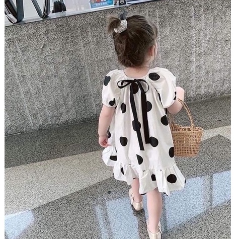 Váy bé gái chấm bi đuôi cá nơ sau lưng cực xinh cho bé