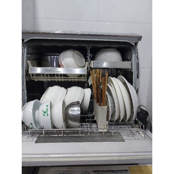 Máy rửa chén Toshiba DWS-600A