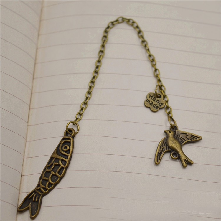 Đánh dấu trang kim loại dễ thương